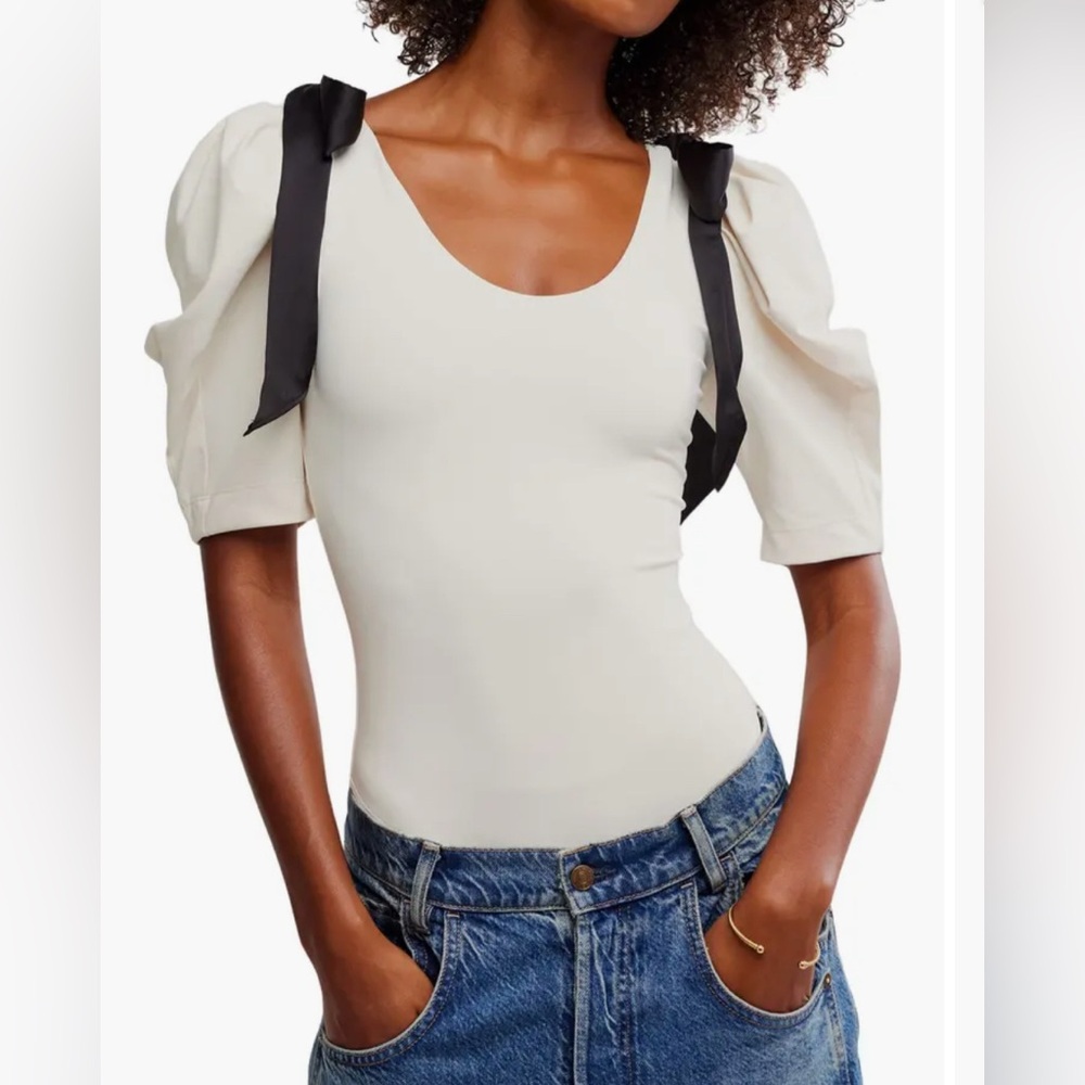 NWT Free People What a Girl Wants Bow Puff Sleeve Bodysuit - Large